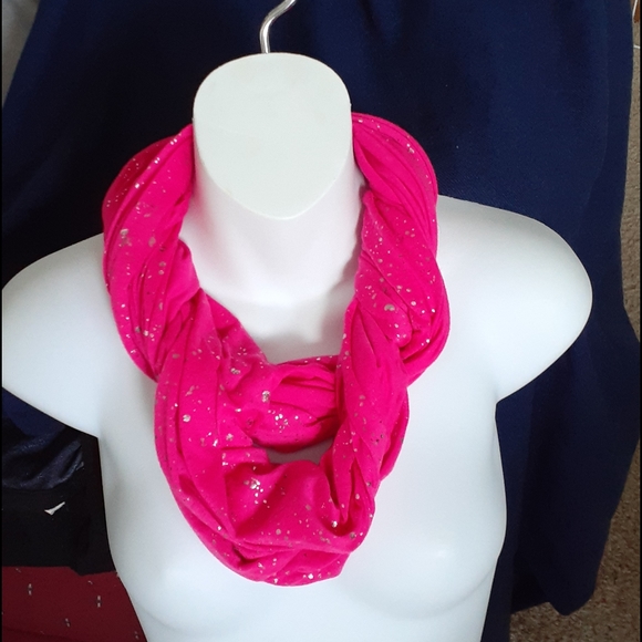 Bundle of 3 Fashion Scarves - Picture 2 of 8